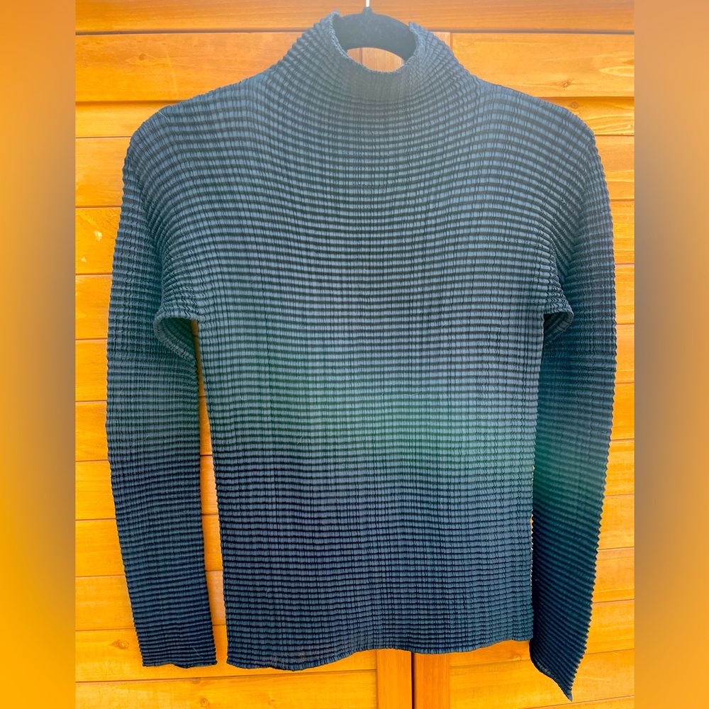 Issey Miyake black crinkle turtleneck